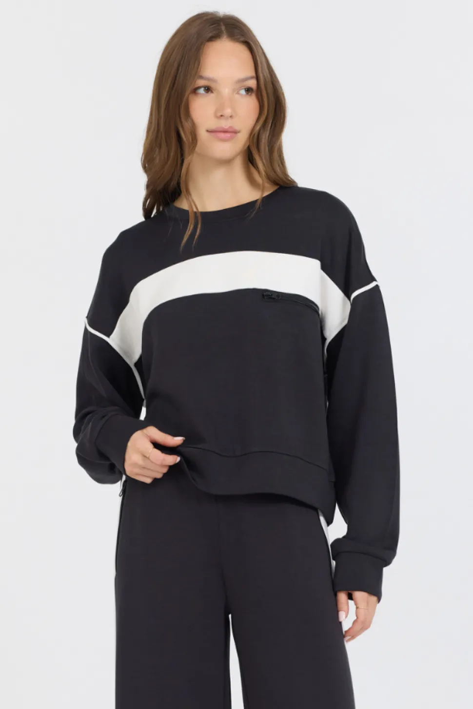 Black/ White Colorblock Cloud Fleece Crew-Vintage Havana Clearance