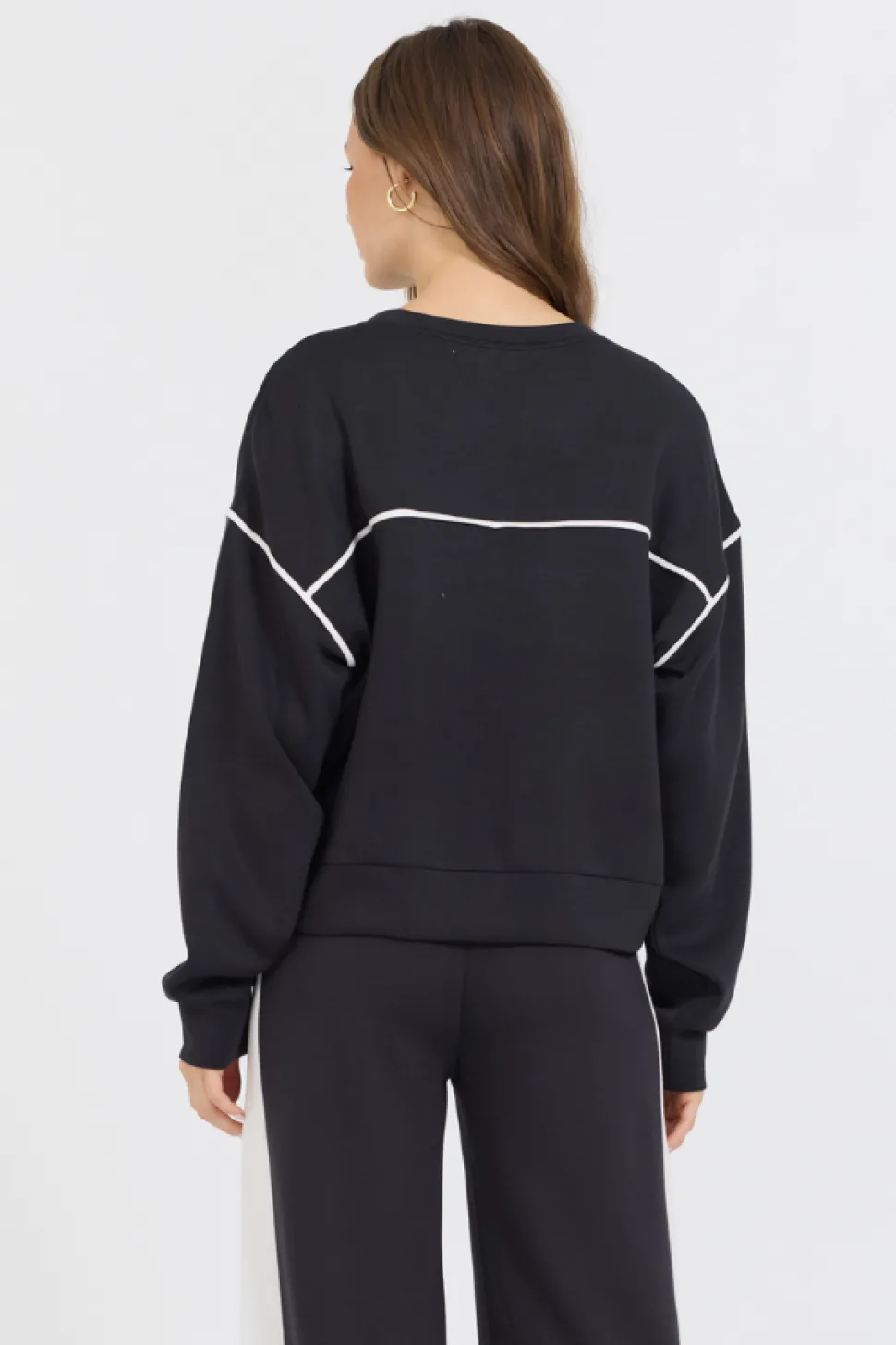 Black/ White Colorblock Cloud Fleece Crew-Vintage Havana Clearance